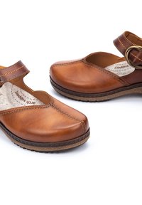 Pikolinos Ballerine con cinturino - brown