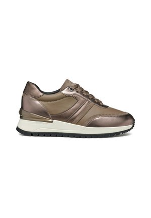 Bruine metallic sneaker met een gladde textuur, een witte tussenzool, vetersluiting en rubberen zool. Heeft zijaccenten met een patroon.