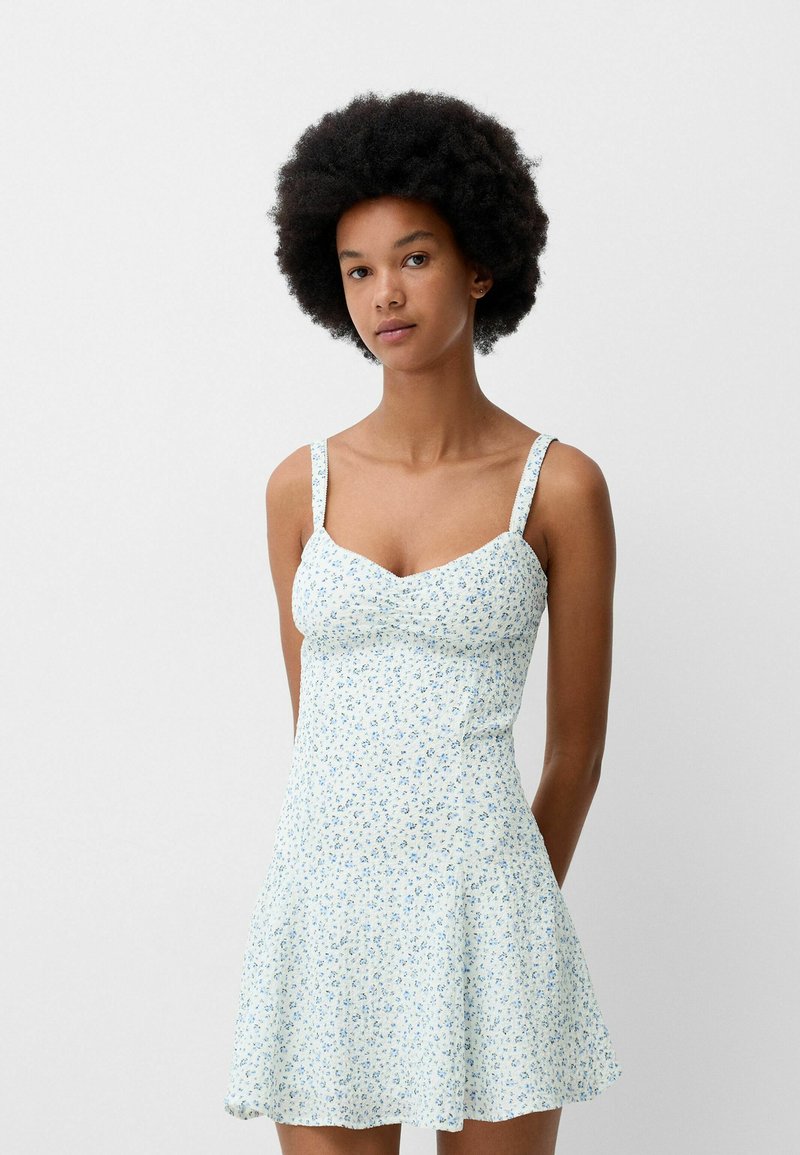 Bershka Jurk lichtblauw