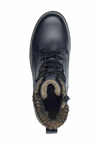 Schwarze Lederstiefeletten mit einer strukturierten Oberfläche, Schnürverschluss und einem mit Fell gefütterten Kragen für Wärme und Komfort.