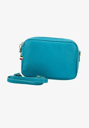 Sac bandoulière rectangulaire en cuir texturé turquoise avec bandoulière amovible et un petit charme de fermeture éclair drapeau italien.
