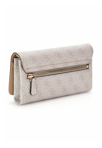 Portefeuille beige clair avec extérieur en tissu texturé, doté d'un compartiment zippé et d'un motif discret en relief. Accents en métal doré.