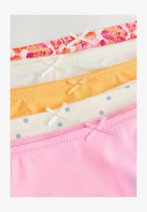 Set van vijf paren damesondergoed in verschillende kleuren: roze, geel, wit met blauwe stippen, bloemenprint en versierd met strikken.