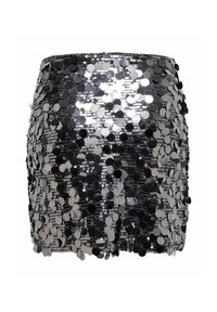 Mini gonna in paillettes argento con design aderente, caratterizzata da paillettes circolari sovrapposte che creano un aspetto riflettente e testurizzato.