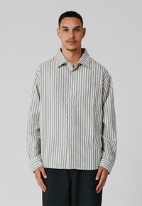 Former REYNOLDS - Skjorte - bone green