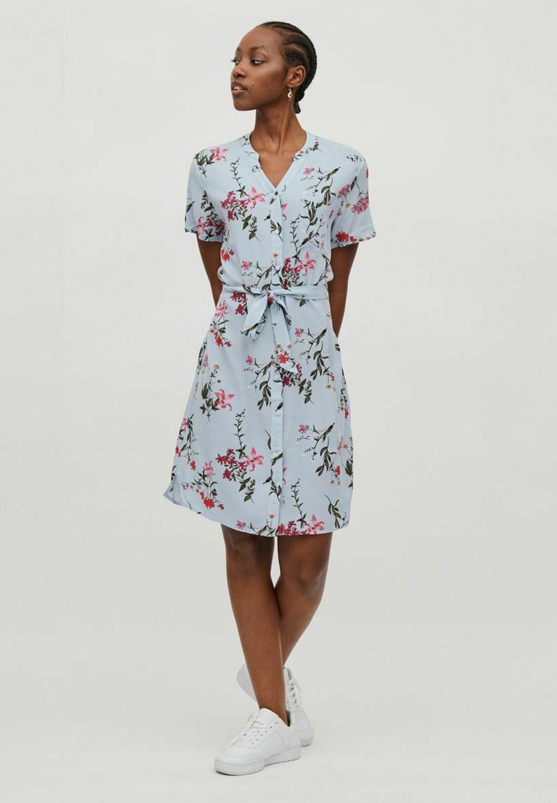 Damen Freizeitkleider | Vila KURZÄRMELIGES Blusenkleid kentucky blue/blau-meliert - ZA94621 Damen Freizeitkleider | Vila KURZÄRMELIGES Blusenkleid kentucky blue/blau-meliert - ZA94621
