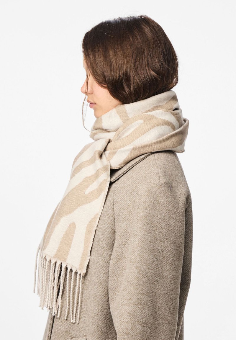 PIECES PCBEA LONG SCARF NOOS BC - Nencini Sport