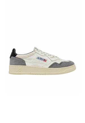 Autry SNAEAKERS - Sneakers basse - grigio
