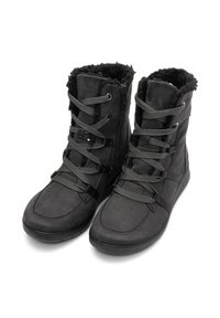 Botas negras hasta el tobillo con una textura similar al ante, que presentan cordones, una cremallera y un cuello forrado de piel para mayor calidez y comodidad.
