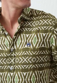 ALTONADOCK ESTAMPADA MANGA CORTA - Camisa - kaki
