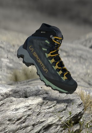 La Sportiva AEQUILIBRIUM WOMAN GTX - Sapatos de caminhada - carbon/aspen green