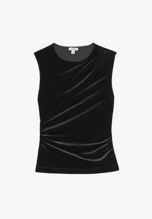 Čierny sametový top bez rukávov s nazhromaždeným dizajnom vpredu a hladkou textúrou, okrúhlym výstrihom a priliehavým strihom.