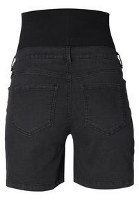 Svarta denimshorts med hög midja och elastisk midjeband. Har två bakfickor och en klassisk femfickedesign. Slät textur.