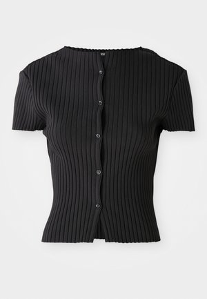 Musta ribattu lyhythihainen paita, jossa on pyöreä kaula-aukko ja rivi nappeja edessä, esitelty valkoista taustaa vasten.