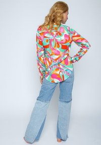 Emily van den Bergh - Bluzka