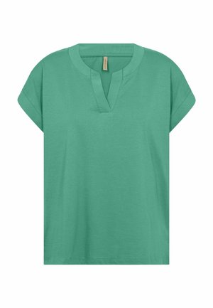 Groen katoenen shirt met korte mouwen, opgerolde zomen en een ronde halslijn met een voorste inkeping.