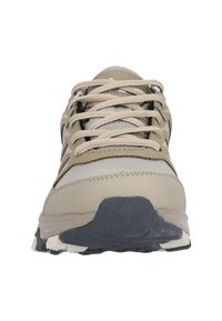 Thumbnail Image 4