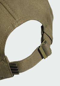 adidas Originals Gorra - olive strata