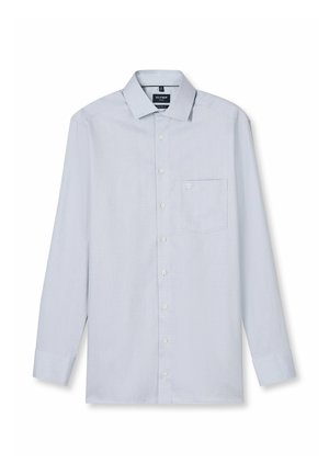 Hellblaues Langarmhemd mit einem Button-down-Kragen, einer Vorderbrusttasche und feiner Textur. Es verfügt über weiße Knöpfe und geknöpfte Manschetten.