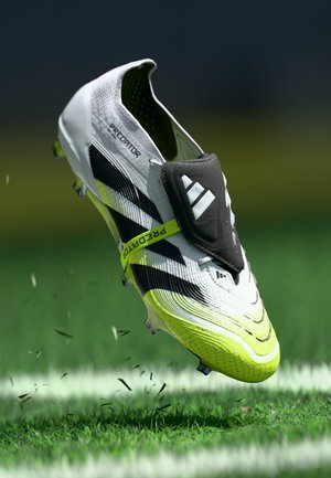 PREDATOR ELITE FT FG - Firm-ground football boots - footwear  whitecore black lucid lemon