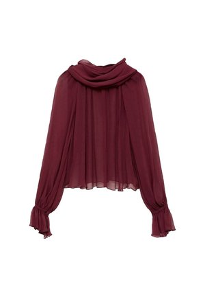 Blusa in chiffon bordeaux con collo drappeggiato e maniche lunghe. Le maniche presentano polsini arricciati, creando una silhouette fluida.