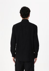 Thumbnail Image 4