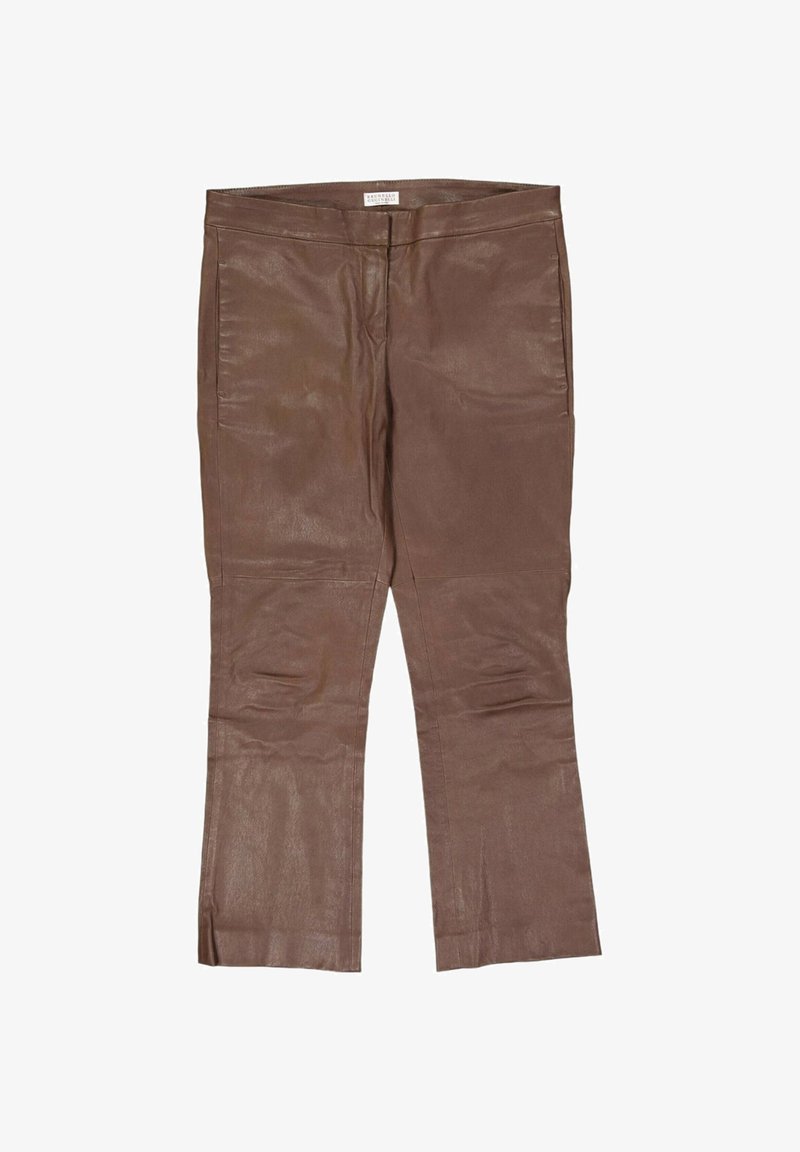 Pantalon en cuir marron, coupe droite avec poches avant, présenté à plat avec des détails de coutures visibles.