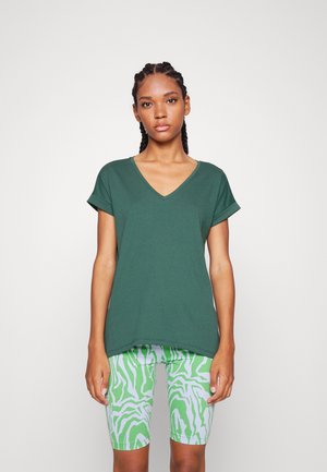VIDREAMERS V NECK - Basic T-shirt - pineneedle