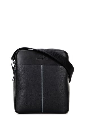 Borsa a tracolla in pelle nera con una finitura texture, caratterizzata da accenti di cucitura blu e una tracolla regolabile. Logo frontale impresso.