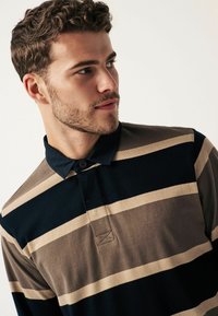 Next Polokošeľa - neutral brown black stripe