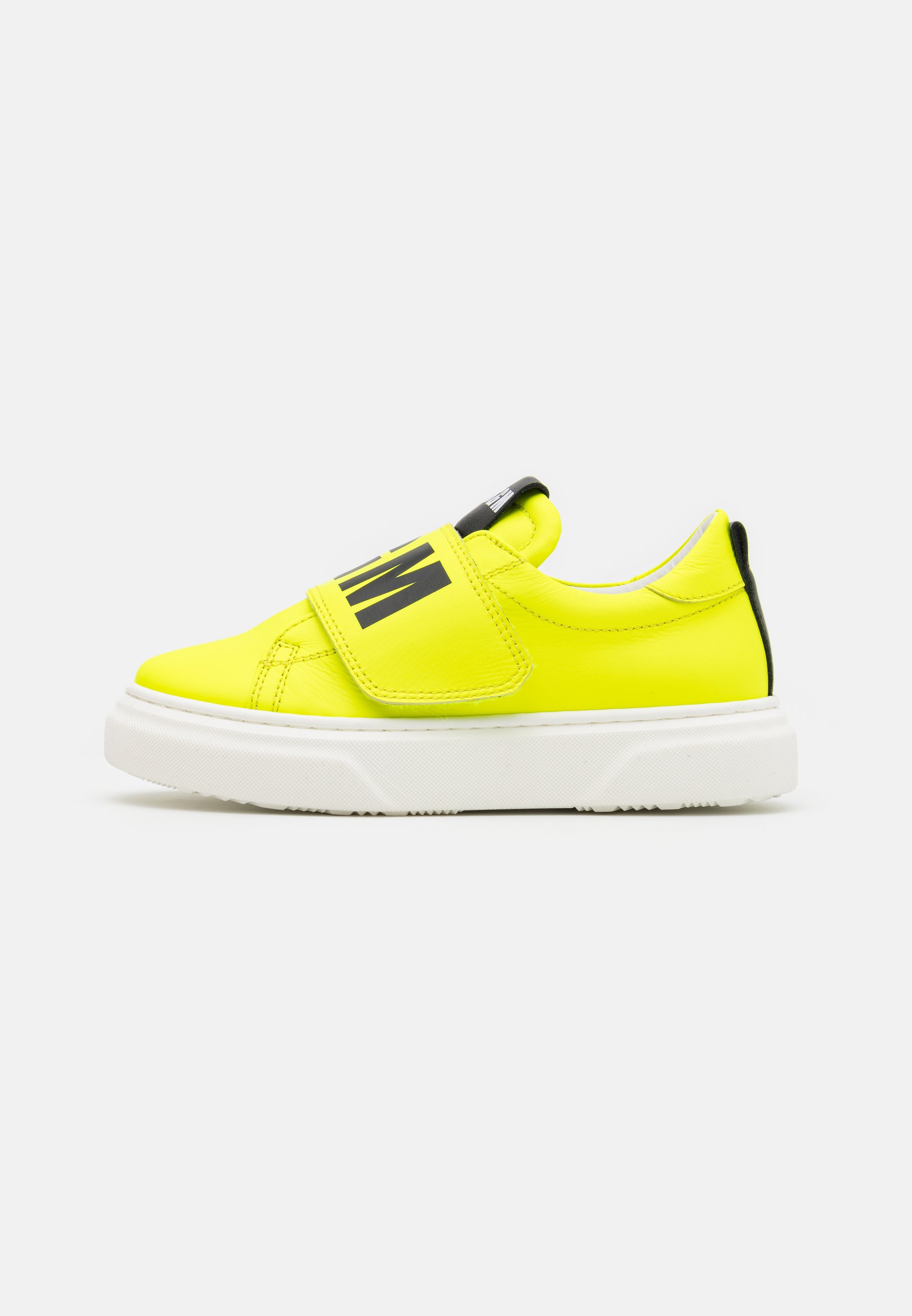 neon yellow trainers
