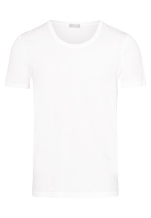 Valkoinen puuvillapaita klassisella pyöreällä pääntiellä, lyhyillä hihoilla ja sileällä pinnalla. Yksinkertainen muotoilu ilman kuvioita tai koristeita.