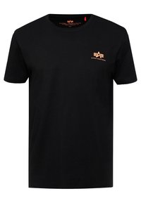 Černé bavlněné tričko s kulatým výstřihem. Na levé části hrudi se nachází oranžové logo a tričko má jednoduchý design. Krátké rukávy. Standardní střih.