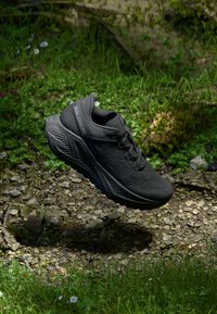 Salomon AERO GLIDE 3 - Trail running shoes - phantom/black