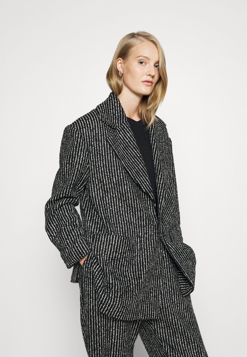 Herren Bekleidung | GUNTHER LA VESTE ARCADE UNISEX Blazer black/white/schwarz - VP45135 Herren Bekleidung | GUNTHER LA VESTE ARCADE UNISEX Blazer black/white/schwarz - VP45135