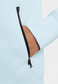 Nike Sportswear TECH FLEECE - Mikina so zipsom - glacier blue/black