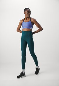 Under Armour HIGH - Sujetadores deportivos con sujeción alta - starlight/black/celeste