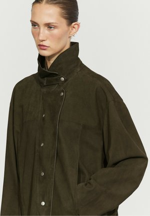 Massimo Dutti, HIGH-NECK JACKET - Giacca di pelle - khaki