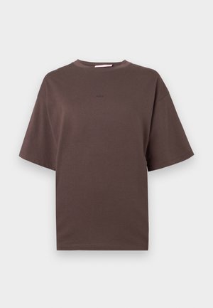 Brown oversized t-shirt made from soft cotton, featuring a round neckline and short sleeves. Minimalist design with a small logo at the chest.