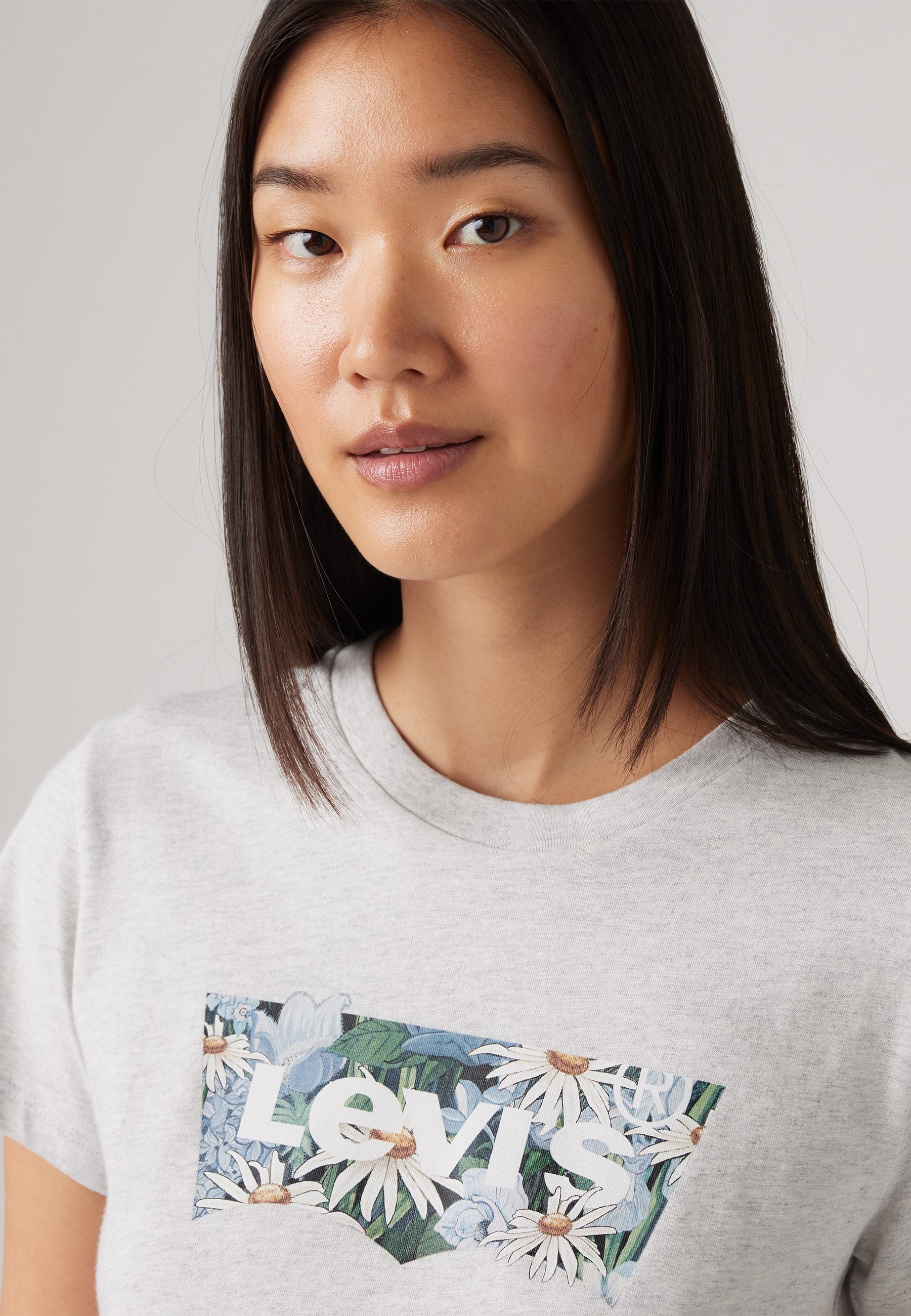 売れ筋商品|||リーバイス Tシャツ レディース トップス THE PERFECT - Print T-shirt - coloring book daisy Levi's® THE PERFECT TEE - T-Shirt print - coloring book