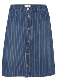 Jeanskjol i mörkblått med vita vertikala ränder, med knappstängning framtill och två sidofickor. Slät yta med rena kanter.