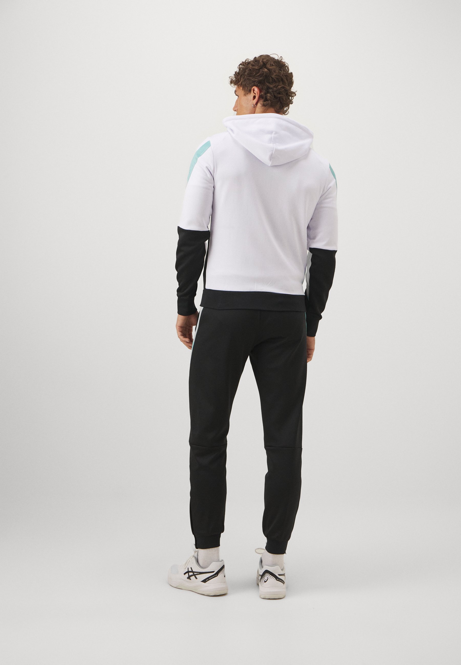 takami 4セット Sergio Tacchini SET - Dres/czarny - Zalando.pl