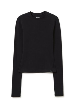 Top nero a maniche lunghe realizzato in morbido cotone. Presenta un collo rotondo, maniche aderenti e un orlo corto con un piccolo logo etichetta sul lato.