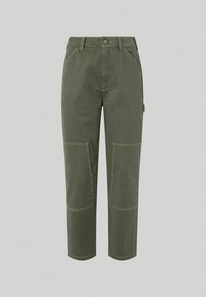 Olivgröna cargobyxor med rak ben-design, som har fickor med lappar, kontrasterande sömmar och en knappstängning vid midjan.