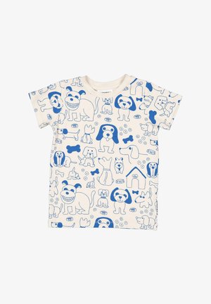 Børne t-shirt med korte ærmer i hvid med blå tegneseriehunde, knogler, hundehuse og madskåle trykt over det hele.
