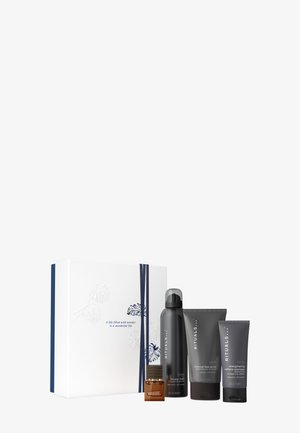 MEDIUM  BATH & BODY GIFT SET - HOMME & SPORT COLLECTION - AROMATIC - Körperpflegeset