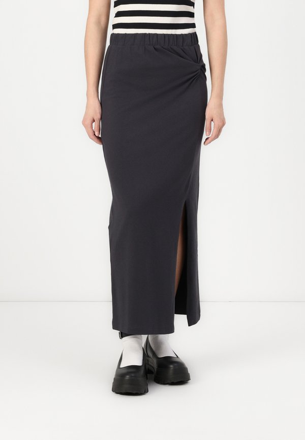 NMCAMILLA LONG KNOT JRS NOOS - Maxi skirt - obsidian