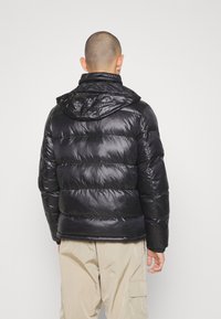 Antony Morato REGULAR FIT JACKET WITH AN IRIDESCENT EFFECT - Chaqueta de invierno - black