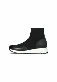 Sneaker nera alla caviglia con una tomaia in maglia testurizzata e dettagli in pelle, dotata di una suola bianca e design a punta rotonda.