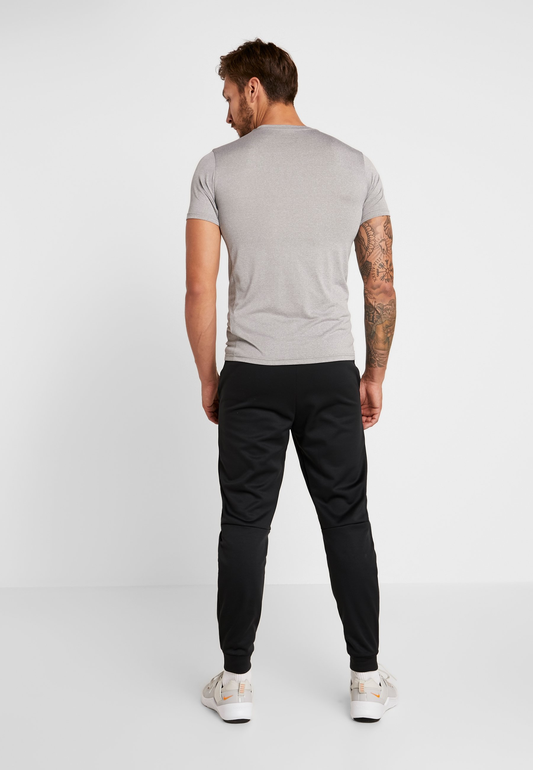 nike performance joggers